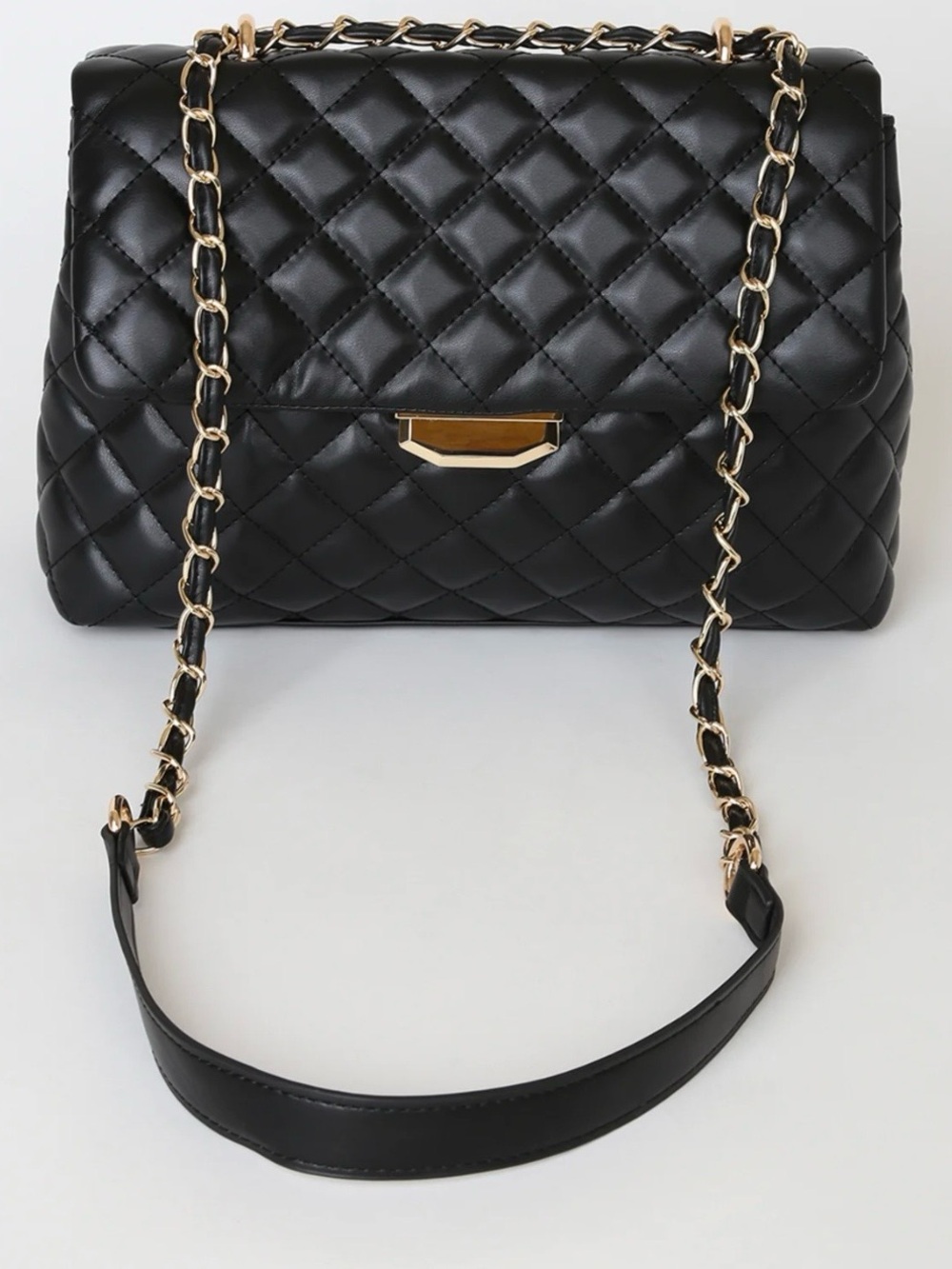 Lulu’s Black Real Stunner Black Quilted Crossbody Bag